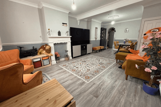73, Roman Road, London photo 4