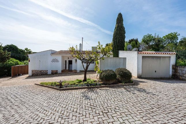 Villa for sale in Praia Da Luz, Luz, Algarve