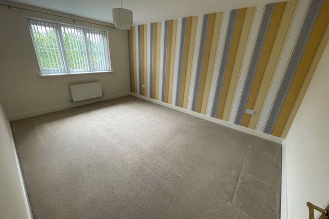 Flat for sale in Tinker Brook Close, Oswaldtwistle, Accrington