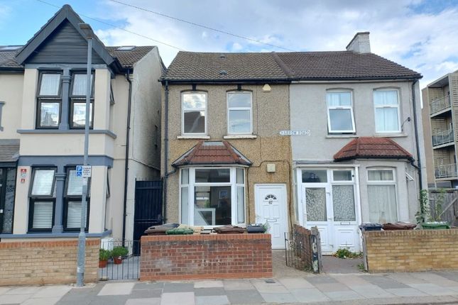 2-bed house on 67, Harrow Road, Barking, £250,000