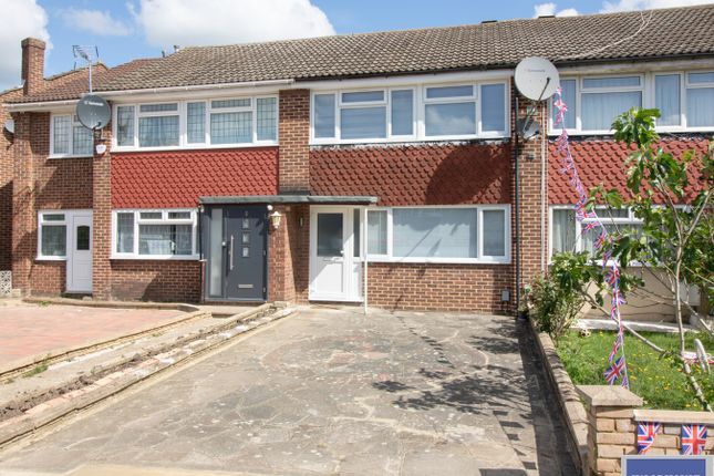 Thumbnail Terraced house to rent in Westfield Close, Waltham Cross