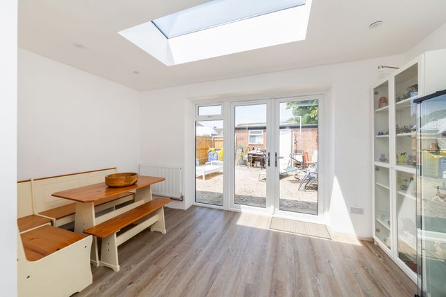 107 Radley Road, Abingdon photo 4