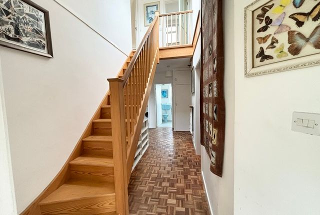 80 West Street, Selsey photo 3