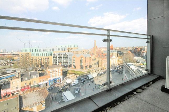 Apartment 57, 2, Hardwicks Square, London photo 4