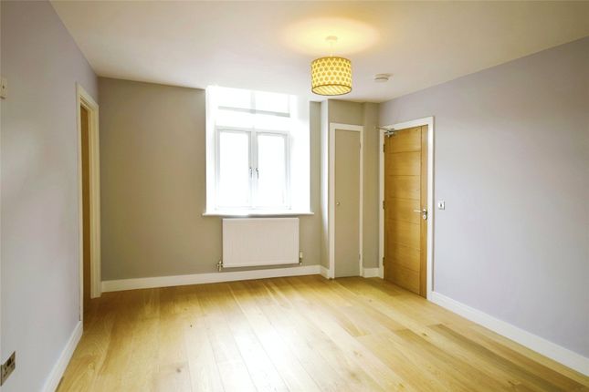Flat for sale in Oswald Road, Oswestry, Shropshire
