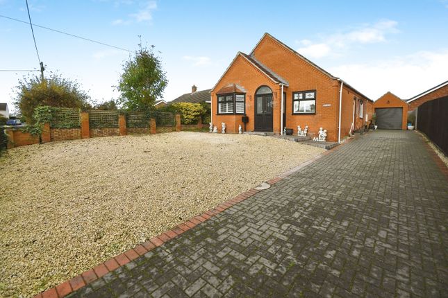 Detached bungalow for sale in Lowthorpe, Southrey, Lincoln