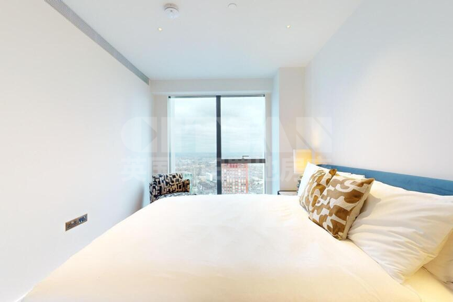Apartment 1402, London photo 3