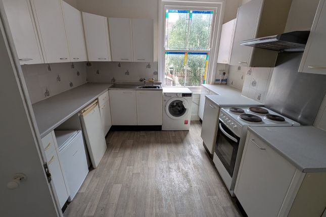 Radnor Park Crescent, Kent photo 3