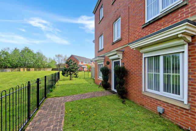 11, West Malling Close, Heywood photo 3