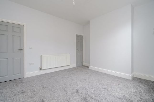 17, Pine Street, Darwen photo 4