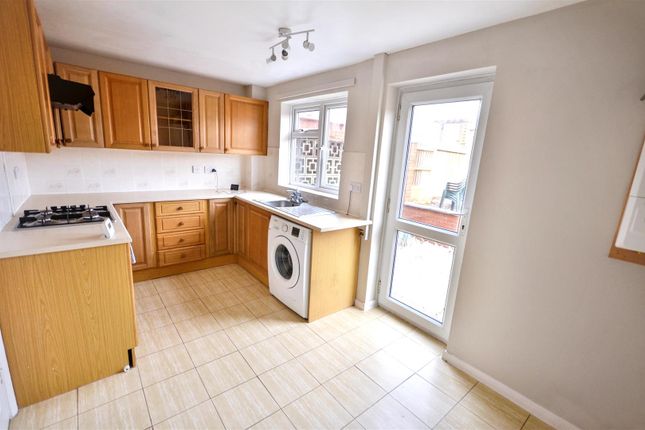 31, Jordan Way, Stone photo 2