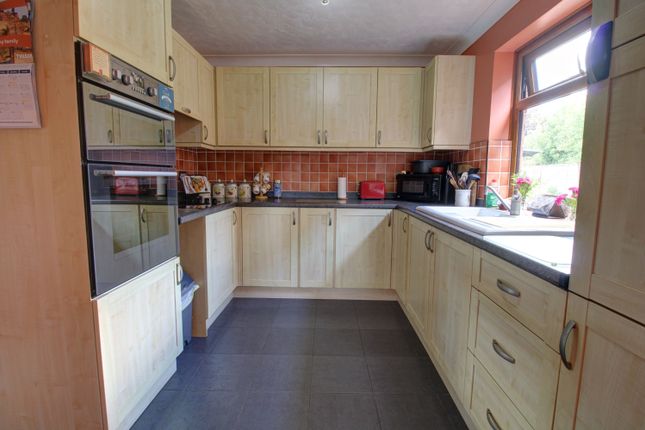 Four Gables, Taylors Farm, Straight Road, Battisford photo 2
