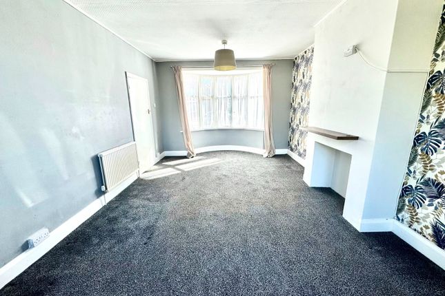 16, Holmside Avenue, Sheerness photo 2