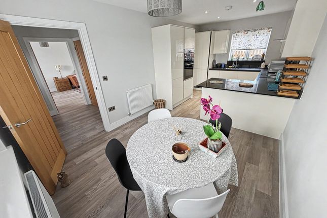 28 Jersey Road, Exeter photo 3