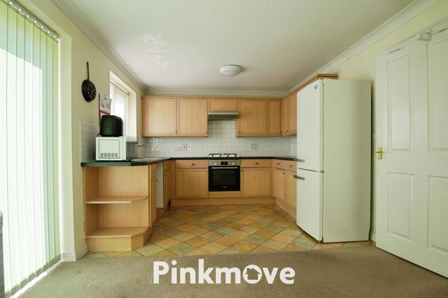 9, Llewellyn Walk, Newport photo 4