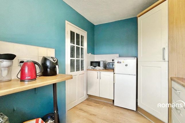 109, Penrith Road, Hampshire photo 4