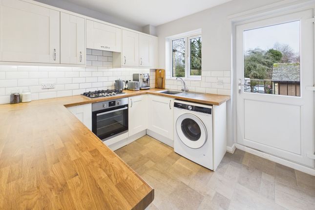 Flat 4, Gorton Playne, Shipton-under-Wychwood, Chipping Norton photo 2