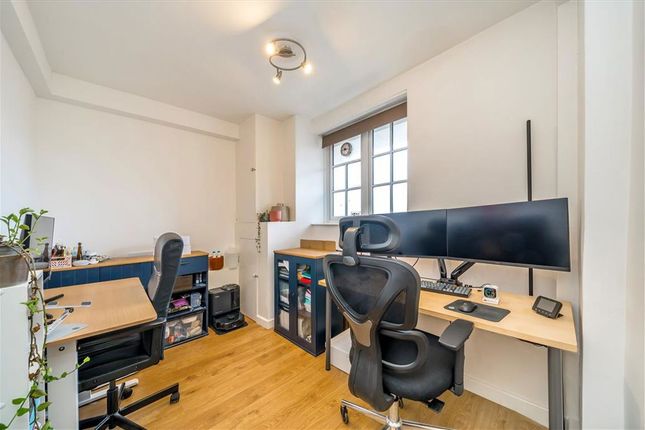 Flat 40, Constable House, Adelaide Road, London photo 5