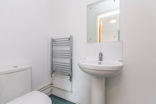 Thumbnail Room to rent in 1 Guildhall Walk, Portsmouth