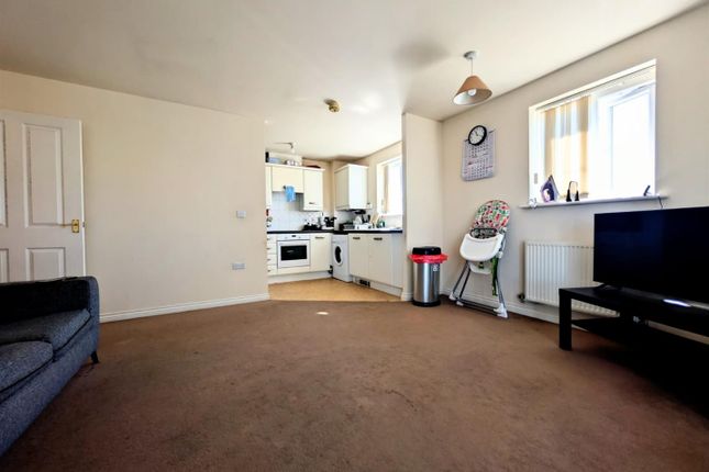 9, Knights Road, Nuneaton photo 4