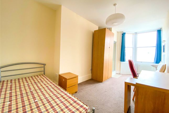 Flat to rent in Bedford Square, Brighton