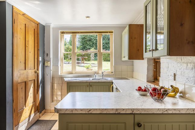 Mill House, Oare Road, Faversham photo 5