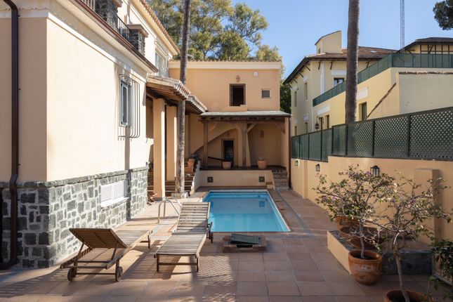 Thumbnail Villa for sale in El Limonar, Malaga - Este, Malaga