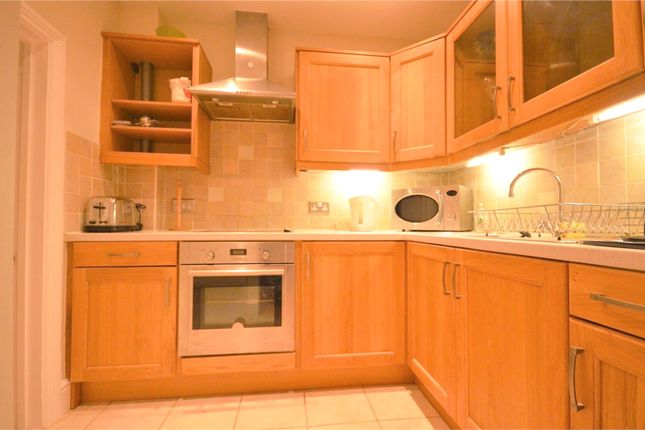Flat 1, 3, Christchurch Road, Hampshire photo 2