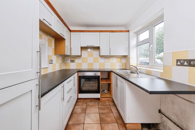 15, Booth Close, Towcester photo 4