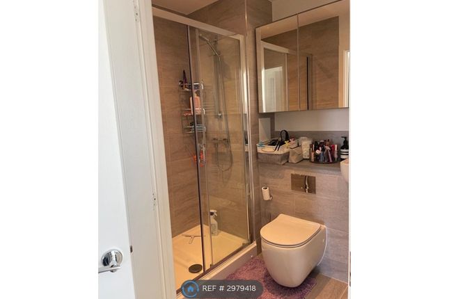 Flat, Pochard Heights Auckland Road, London photo 5