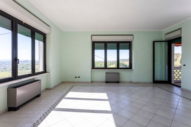 Detached house for sale in Piemonte, Cuneo, Montaldo Roero