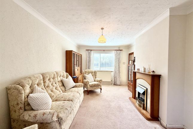 511, New Ashby Road, Loughborough photo 2