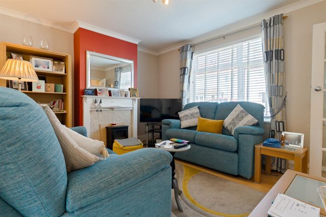 5, Larkfield Close, Larkfield photo 4