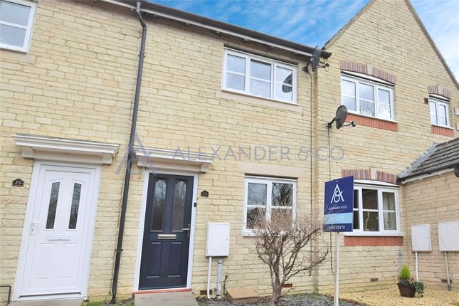 Detached house to rent in Sanderling Close, Bicester, Oxfordshire