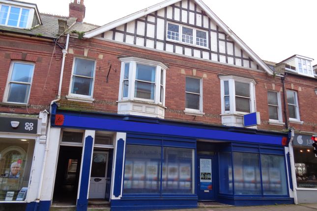 Retail premises to let in High Street, Budleigh Salterton