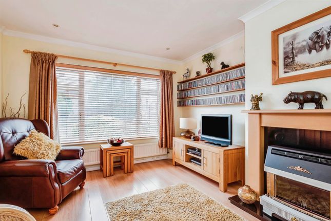 Semi-detached house for sale in Thames Avenue, Swindon