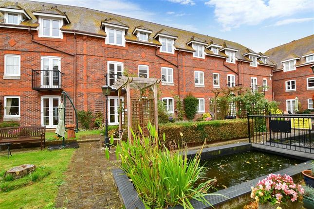 Flat for sale in Middle Row, Faversham, Kent