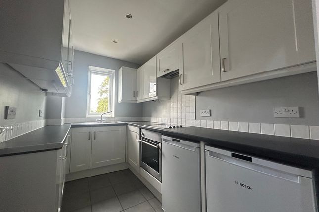 Drewery Court, The Glebe, Blackheath photo 3