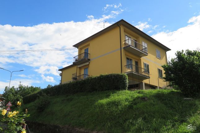 Thumbnail Apartment for sale in Massa-Carrara, Mulazzo, Italy