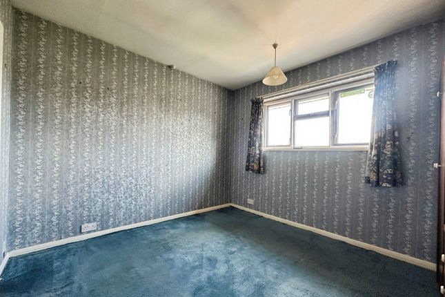 24, Cottage Lane, Fordhouses, Wolverhampton photo 3
