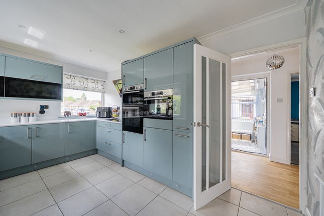 40, Fernlea Road, Weston-super-mare photo 4