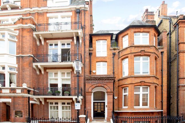 Maisonette B, 54, Tite Street, Chelsea photo 2