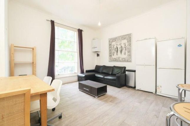 Thumbnail Maisonette to rent in Offord Road, London