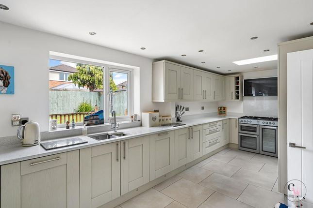 12, Woodlark Close, Winsford photo 3