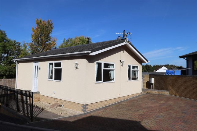 Thumbnail Mobile/park home for sale in Bow Street, Cambrian Residential Park, Nr Cardiff