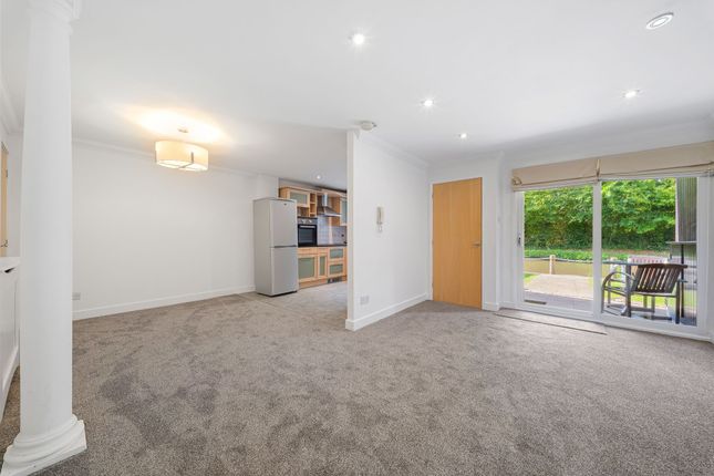Flat 2, Brindley Wharf Waterfront, Warrington photo 4