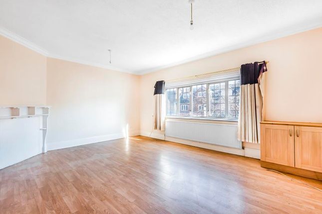 68a, High Street, Ruislip photo 4