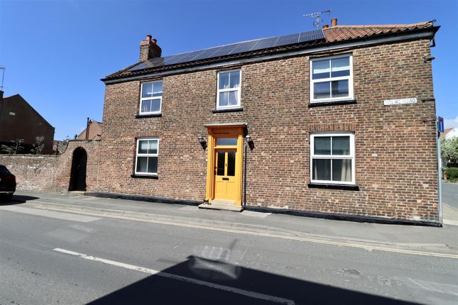 2-bed house on Fairview House, 2, Holme Road, Market Weighton, £220,000