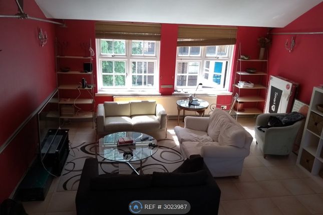 Flat, Boswell Court, London photo 4