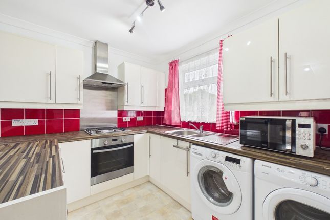 19, Mountherrick, East Kilbride photo 2